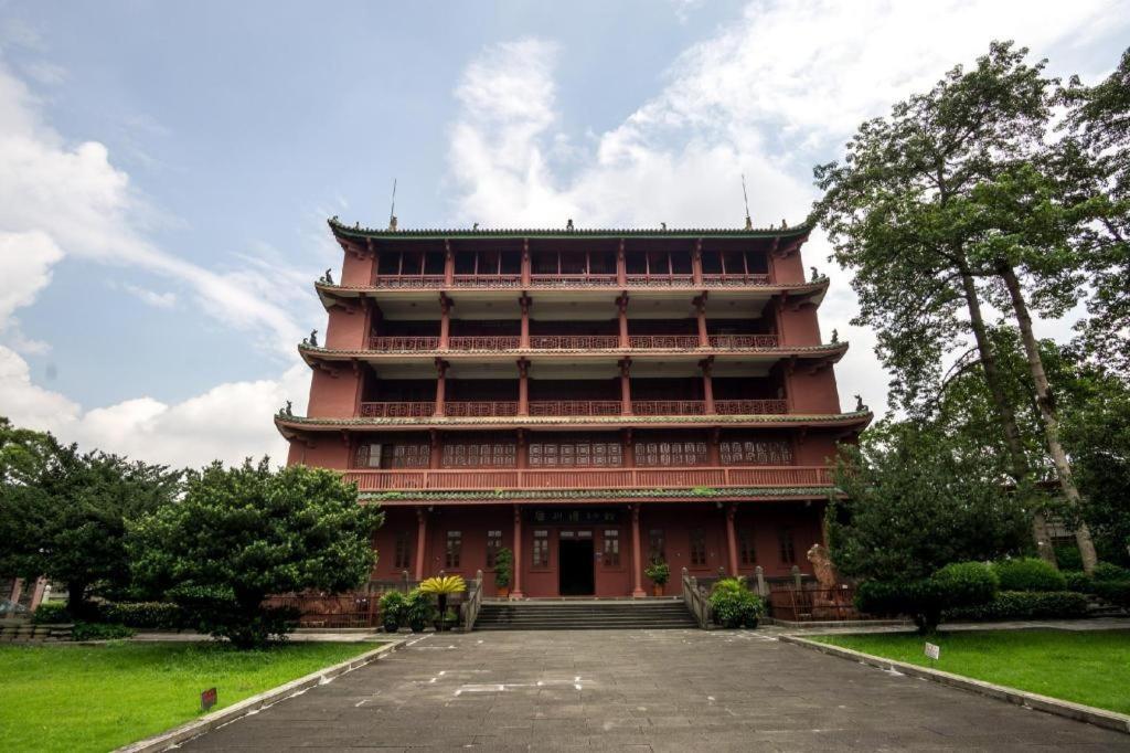 Hanting Hotel Guangzhou Sanyuanli Metro Station Exterior foto