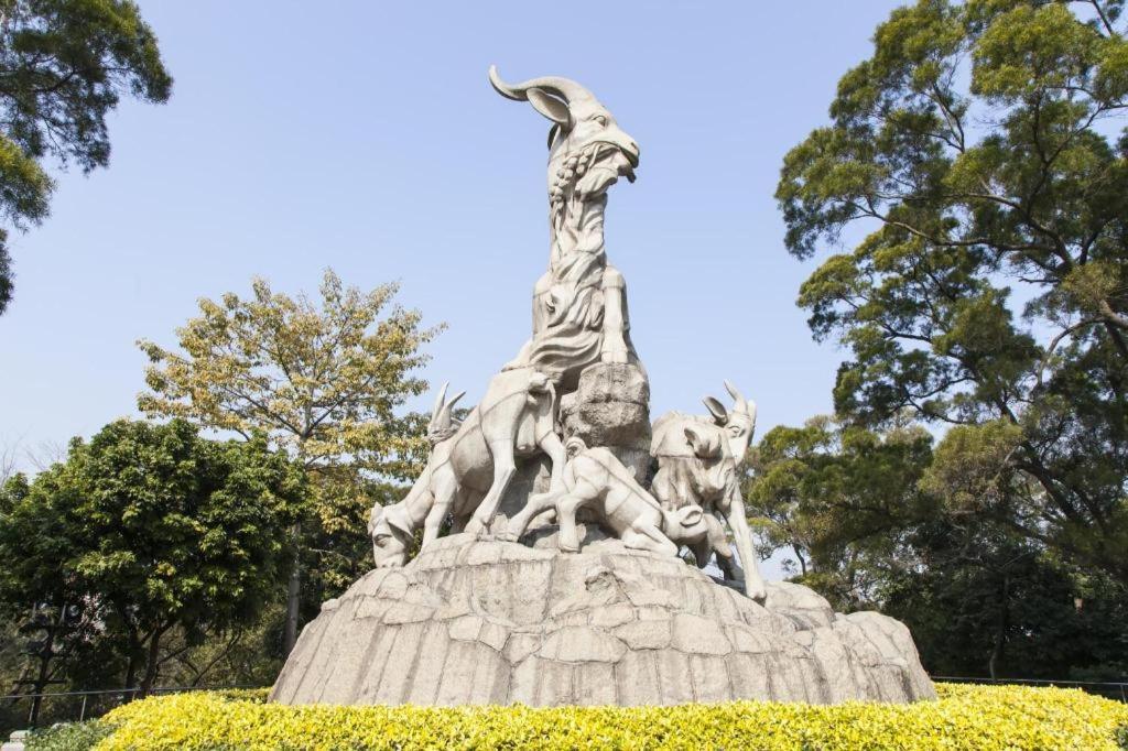 Hanting Hotel Guangzhou Sanyuanli Metro Station Exterior foto