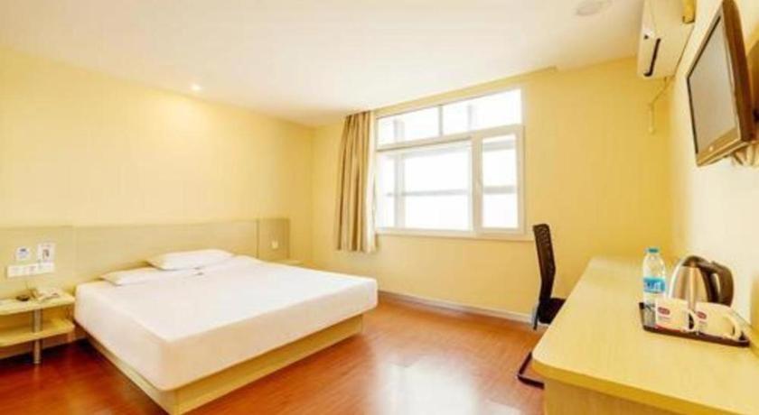 Hanting Hotel Guangzhou Sanyuanli Metro Station Exterior foto