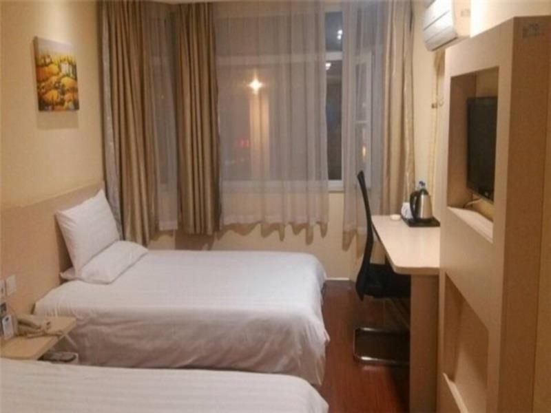 Hanting Hotel Guangzhou Sanyuanli Metro Station Exterior foto