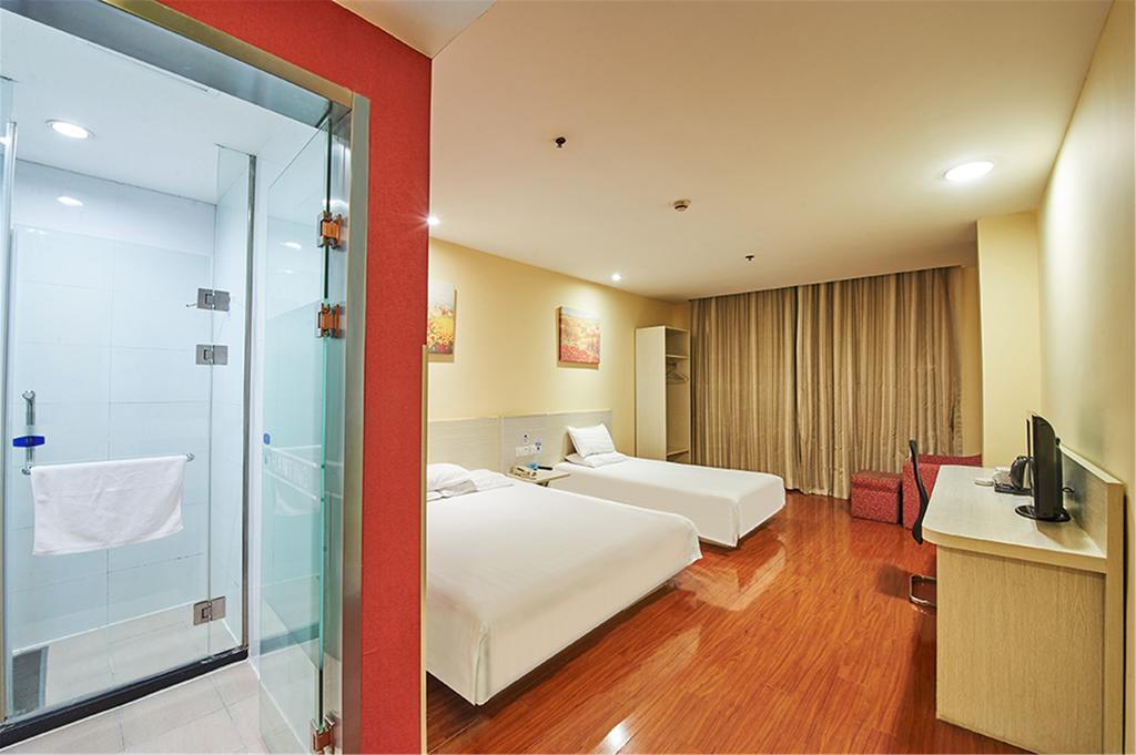 Hanting Hotel Guangzhou Sanyuanli Metro Station Exterior foto